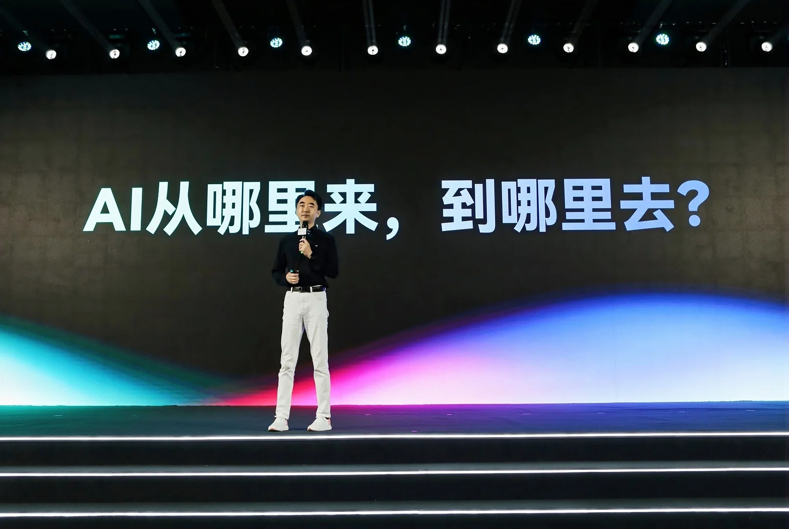 刘润出席德施曼发布会,谈AI如何重新定义智能锁
